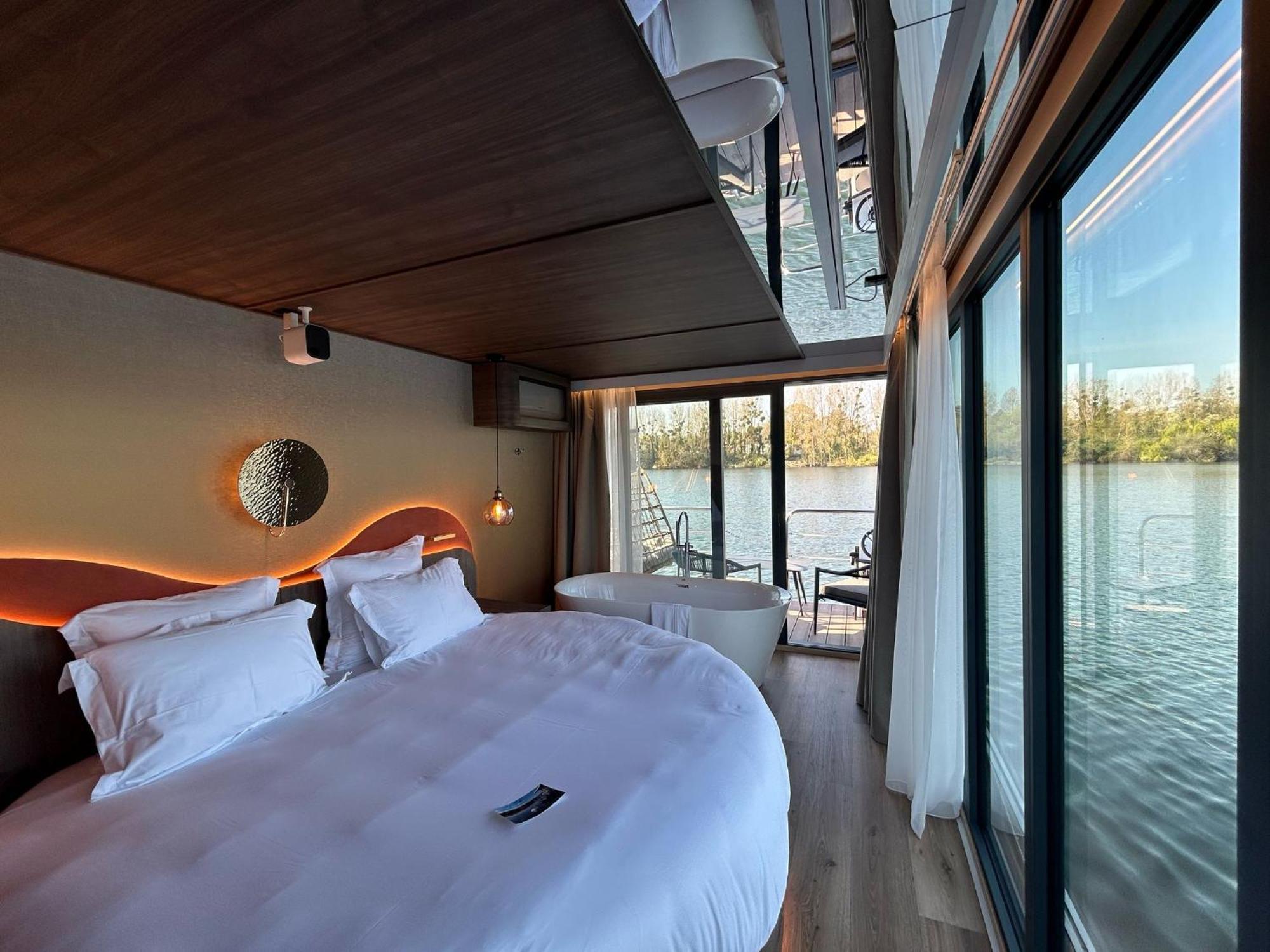L'Escale Royale Saint-Martin-La-Garenne Port Ilon - Seine - Giverny Exteriér fotografie